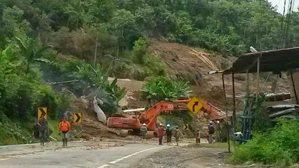 COE se activan para atender emergencia en Santo Domingo