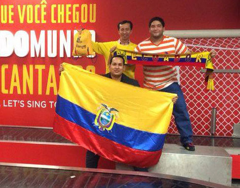 Familiares del hincha ecuatoriano piden ayuda para  traerlo a Machala