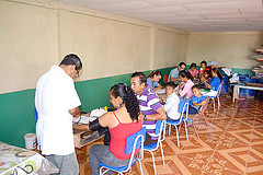 638 pacientes fueron atendidos en campaña médica por el Paso-gad