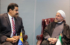 Venezuela e Irán instan cooperación a países de la OPEP para estabilizar el precio del petróleo