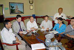 puerto Cayo: espectáculos diversos por temporada turística