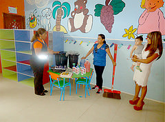 Jipijapa; Entregan más mobiliarios,libros y materiales para CIBV