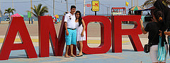 Municipio de Manta promueve el valor del Amor, en las playas