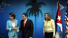 El canciller cubano recibe a congresistas de EE.UU., encabezados por Nancy Pelosi