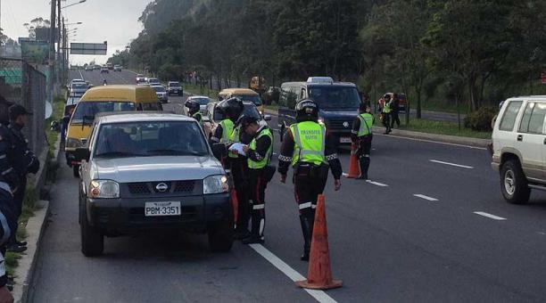 Pérdida de puntos, multa y prisión son las sanciones por exceder los límites de velocidad