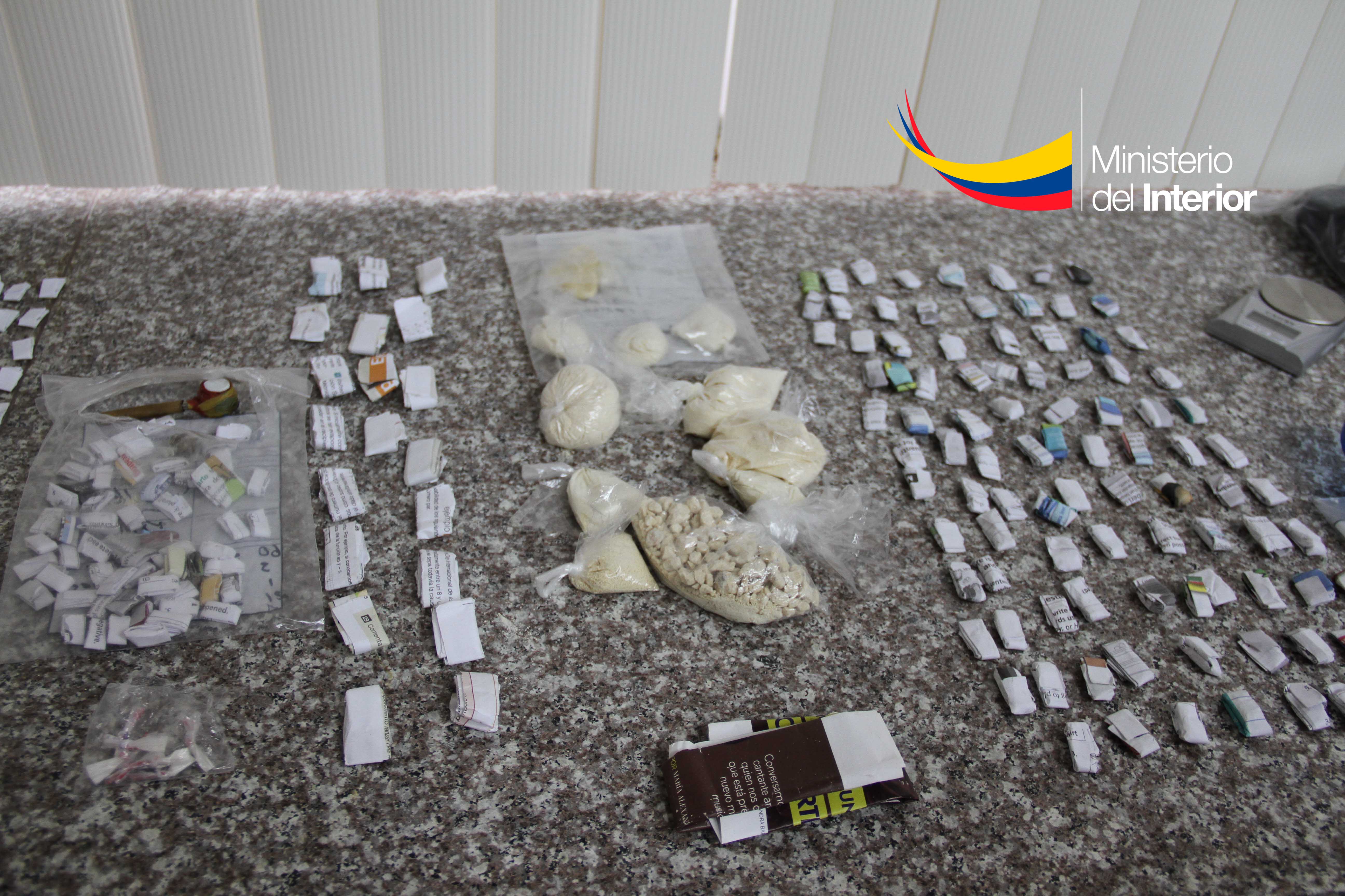 Droga, celulares y dinero fueron incautados en El Rodeo