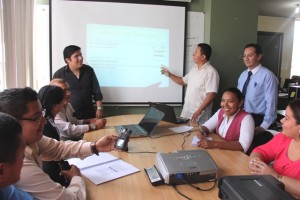 El personal de la Dirección de Ambiente se capacita en el uso de los nuevos equipos