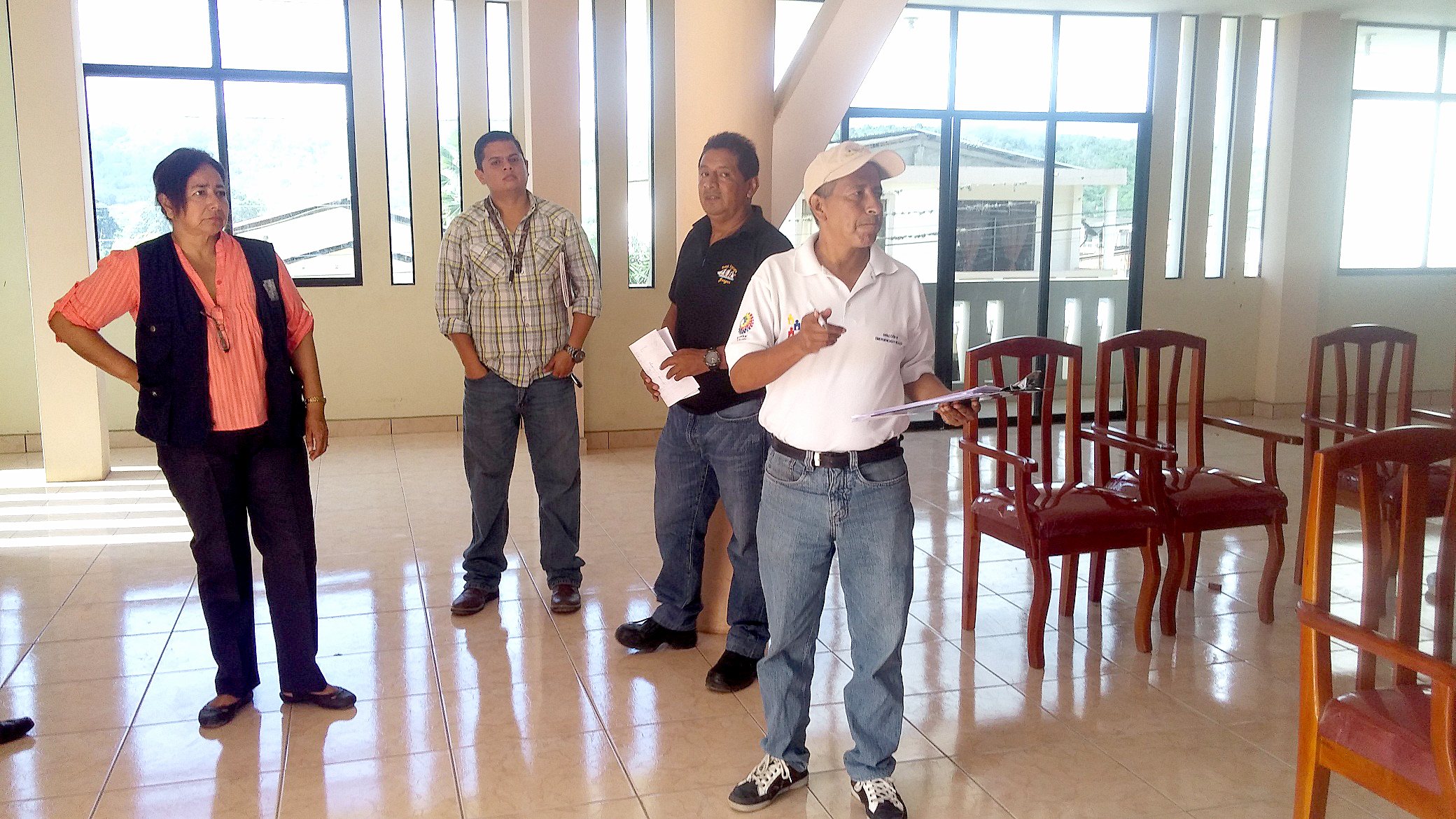 Miembros de la Mesa Técnica de Trabajo #4 en Gestión de Riesgo, precalificación e identificación alojamientos temporales.