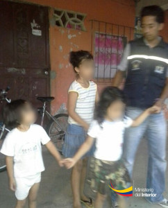 La PolicÃ-a Nacional recuperÃ³  varias menores de edad que se encontaban retenidas indebidamente en el CantÃ³n Chone (1)