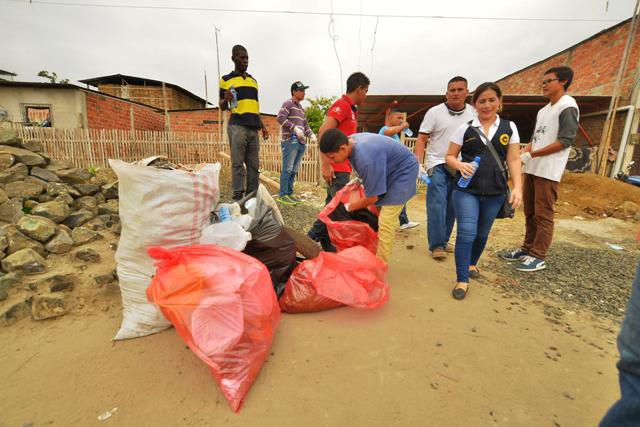 GAD Portoviejo  realizó minga en  El Guabito contra el chikungunya