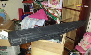 Arma de fuego tipo escopetra, incautada durante allanamiento en Chone