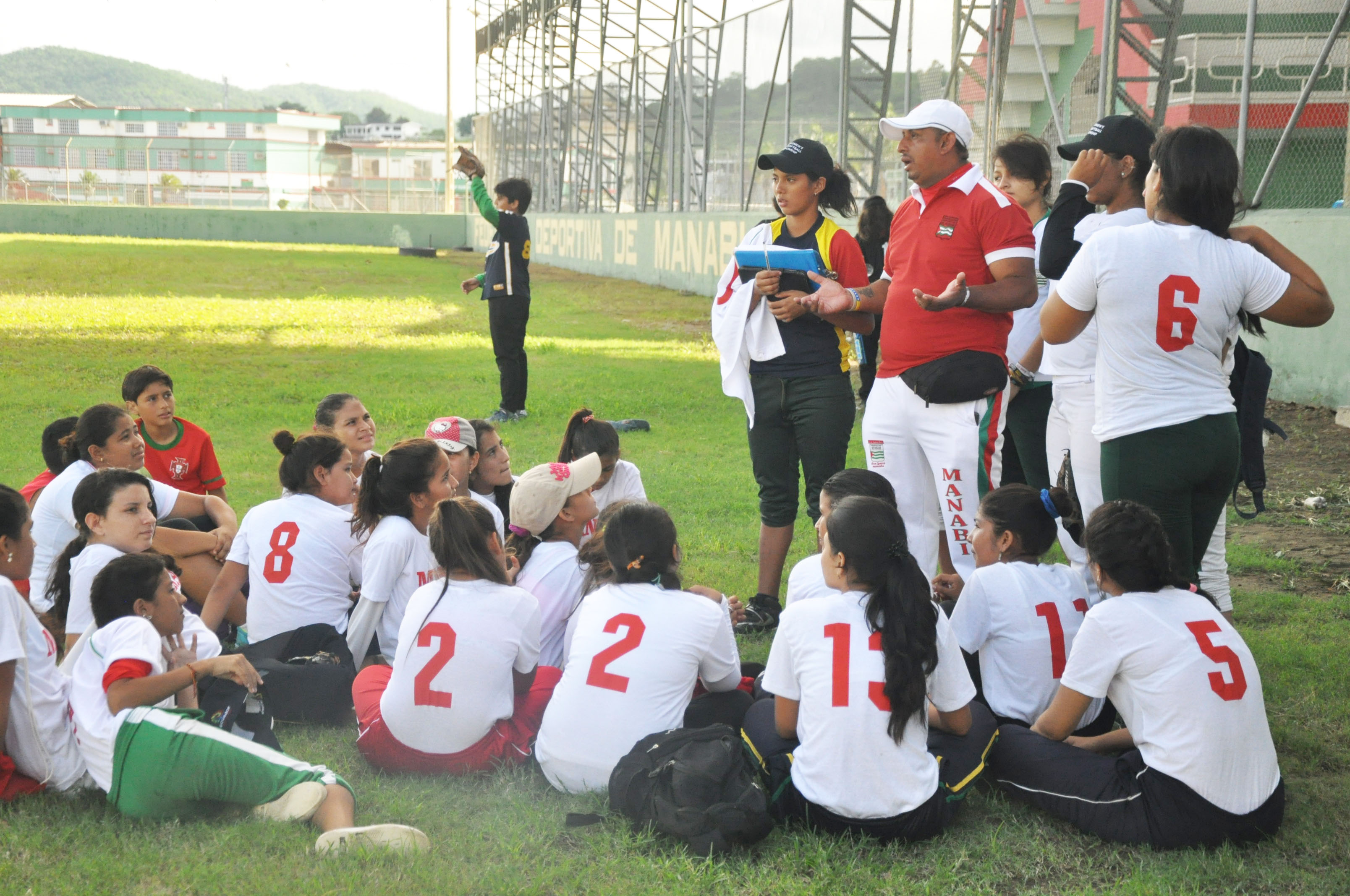 Inauguran la copa “Pepín álava” de Softbol