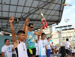 Ganadores de la carrera 5K en Manta