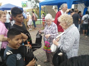 12515977_979776052068701_1534445324_n