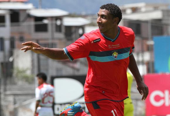 Delantero ecuatoriano reforzará al Atlético Tucumán de Argentina