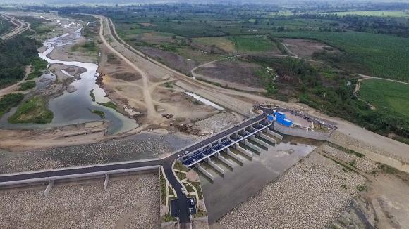 Ecuador inauguró megaproyectos hídricos y trabaja en prevención por El Niño