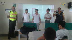 Capacitación preventiva, brindada por la Dinapen a estudiantes de secundaria en Manabí (4)