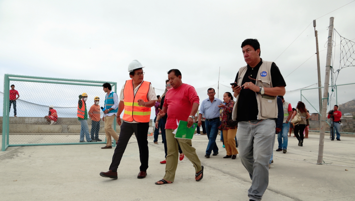 Realizan recorrido, y constatan los avance de obras en zona rural de Manta