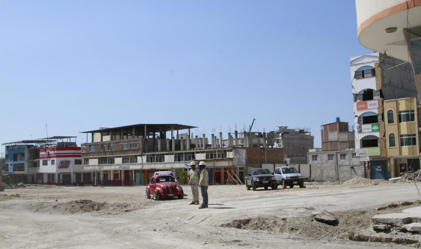 Talleres gratuitos para damnificados de Tarqui