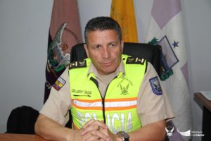 thumbnail_coronel-mauro-vargas%2c-comandante-del-distrito-manta