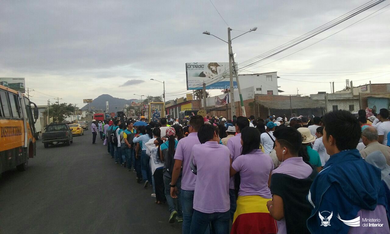 En honor a la virgen de Monserrate fiestas patronales de Montecristi se  desarrollan con el debido control policial